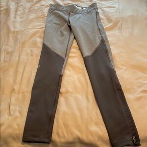 Under Armor leggings